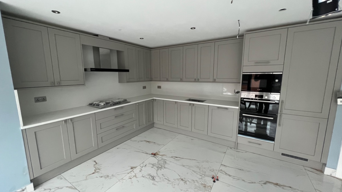 Kitchen Fitter: Image 54